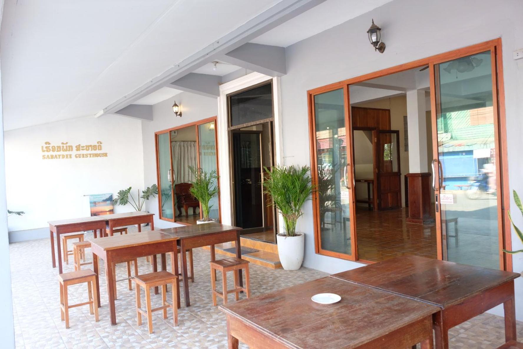 Sabaydee Guesthouse Ban Houayxay Bagian luar foto